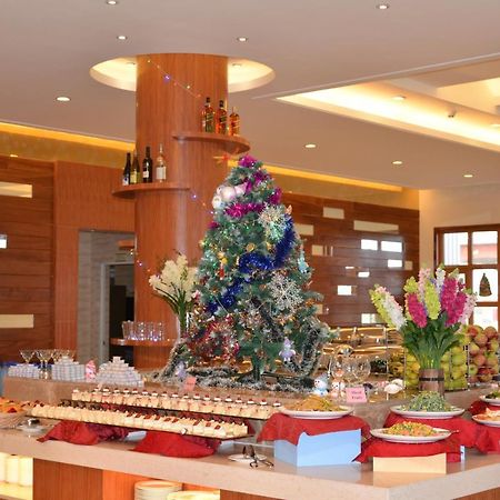 Golden Peacock Resort Hotel Бейра Экстерьер фото
