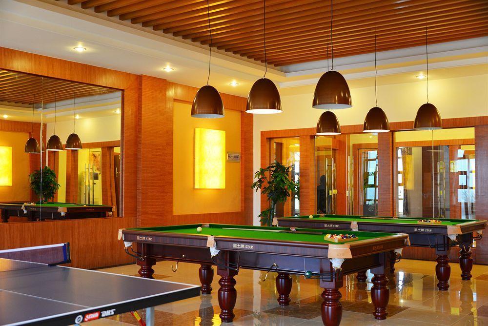 Golden Peacock Resort Hotel Бейра Экстерьер фото