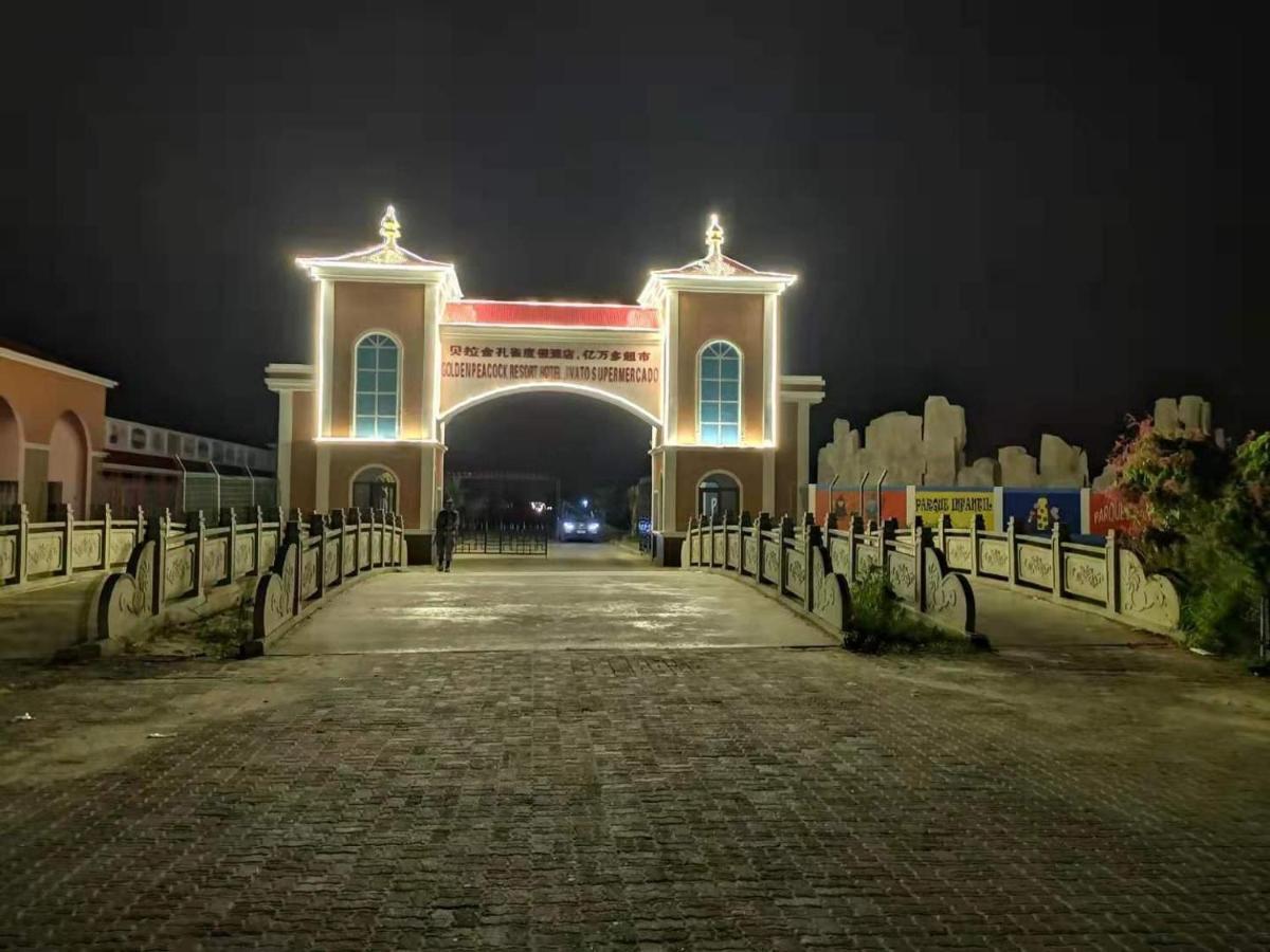 Golden Peacock Resort Hotel Бейра Экстерьер фото